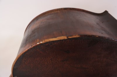 Lot 259 - A 19th century cello, having a two piece maple...