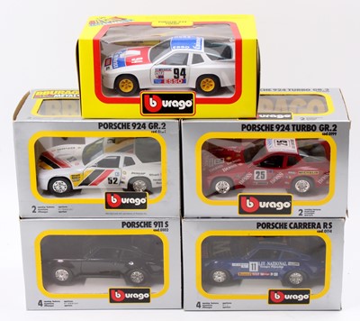 Lot 846 - Burago 1.24 scale, Diecast with Steerable...