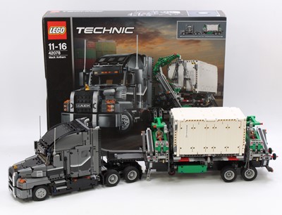Lot 122 - Lego Technic No. 42078 Mack Anthem Articulated...