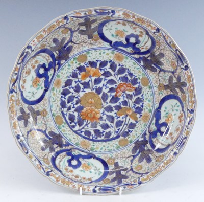 Lot 2358 - A Japanese Imari porcelain charger, 19th...