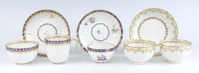 Lot 25 - A collection of Derby porcelain tea and coffee...
