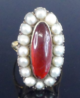 Lot 2215 - A yellow metal Georgian oval cluster ring,...