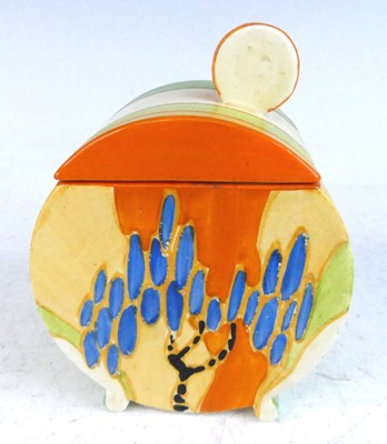 Lot 1043 - A 1930s Clarice Cliff Windbells pattern...