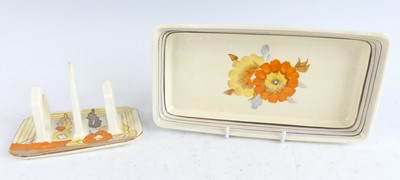 Lot 1037 - A 1930s Clarice Cliff Capri pattern pottery...