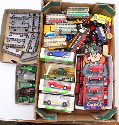 Lot 1524 - A tray containing mixed diecasts, with...