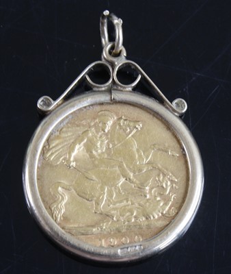 Lot 2064 - Great Britain, 1900 gold half sovereign,...