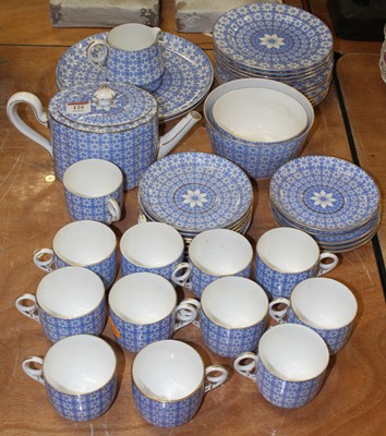 Lot 125 - A Derby Daisy pattern part tea service