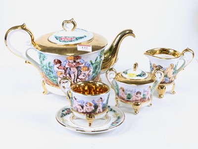 Lot 132 - A Capo di Monte six-place tea service