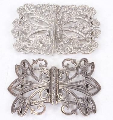 Lot 326 - An early 20th century silver nurse's buckle,...
