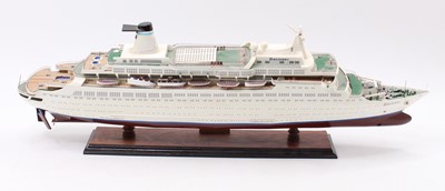 Lot 1518 - A well-built wooden model of the cruise liner '...