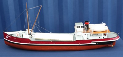 Lot 89 - A very well-made early 20th century and later...
