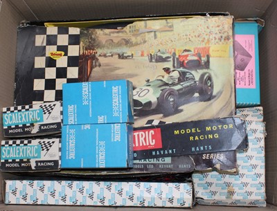 Lot 1528 - A collection of vintage Scalextric to include...