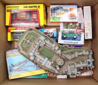 Lot 1529 - A collection of mixed toys to include a...