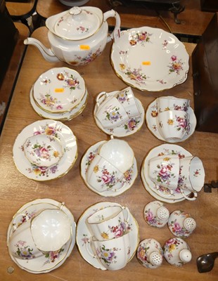 Lot 95 - A Crown Derby 12-place setting tea service in...