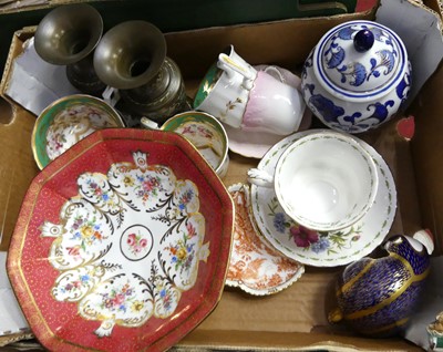 Lot 58 - A box of ceramics to include; a Royal Crown...