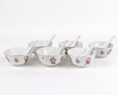 Lot 153 - A set of six modern Chinese rice bowls and...