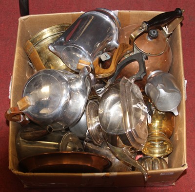 Lot 161 - A box of miscellaneous metalware to include a...