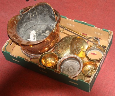 Lot 172 - A box of miscellaneous metalware, to include a...