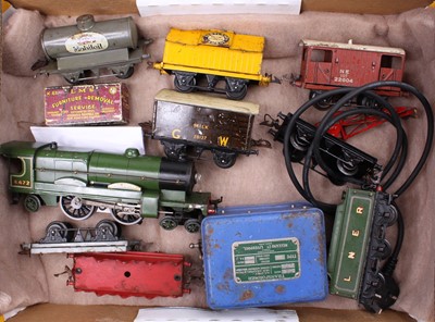 Lot 1570 - One tray containing a quantity of Hornby 0...