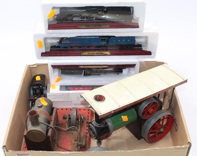 Lot 1610 - A Mamod TE1A traction engine together with a...