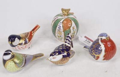 Lot 220 - A Royal Worcester 'The Connoisseur Collection'...