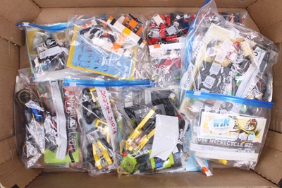Lot 1622 - One tray containing a quantity of various Lego...