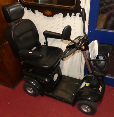 Lot 1119 - A KR8000 battery powered mobility scooter,...
