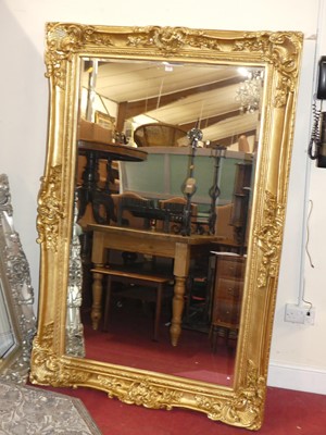 Lot 1154 - A large contemporary gilt floral decorated...