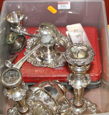 Lot 231 - A box of miscellaneous metalware to include a...
