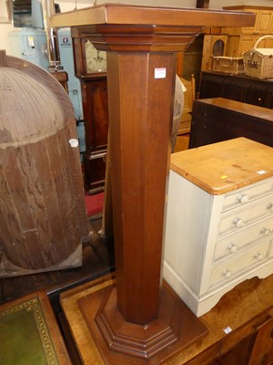 Lot 1250 - A contemporary cherry wood square pedestal...