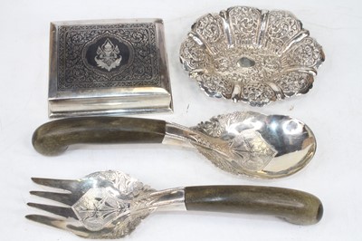 Lot 264 - A collection of miscellaneous items, to...