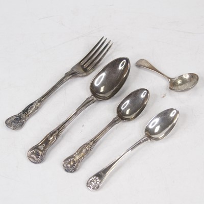 Lot 286 - A 19th century silver tea caddy spoon, having...