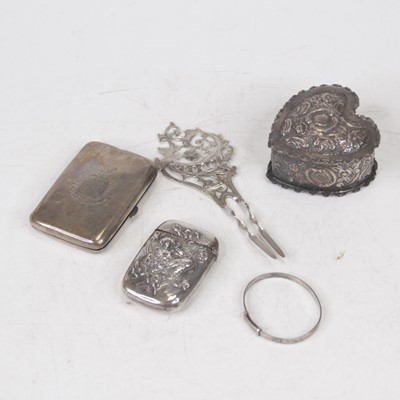 Lot 287 - An Art Nouveau sterling silver vesta, of...