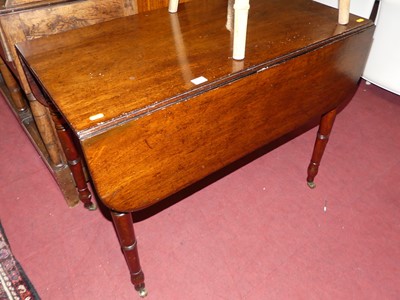 Lot 1333 - A Regency mahogany Pembroke table, having...