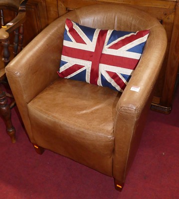 Lot 1312 - A contemporary tan leather upholstered tub...