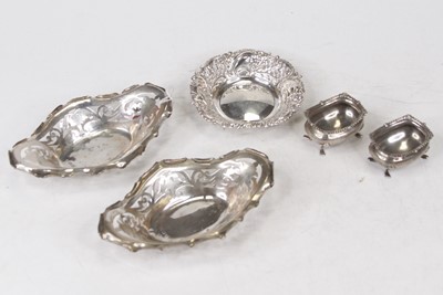 Lot 298 - A pair of Edwardian silver bonbon dishes, of...