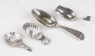 Lot 300 - An Elizabeth II silver caddy spoon, having a...
