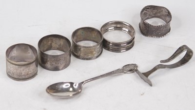 Lot 313 - A George V silver spoon, with embossed...