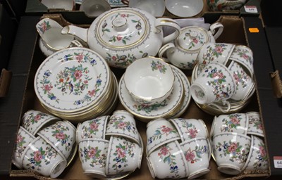 Lot 648 - A collection of Aynsley Pembroke pattern tea...