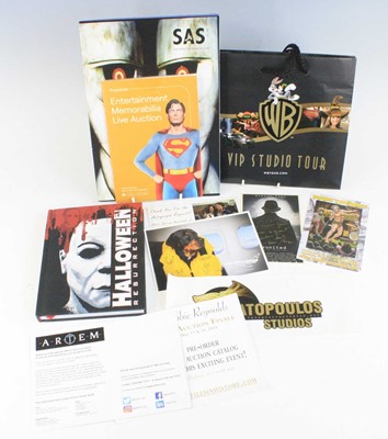 Lot 660 - A collection of TV and film related items,...
