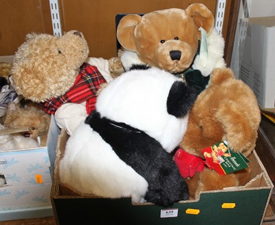 Lot 635 - A box of Harrod's Christmas bears, to include...