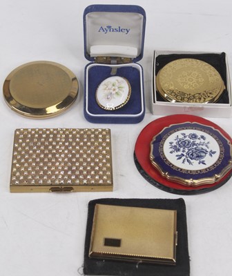 Lot 329 - A lady's gilt metal powder compact, of...