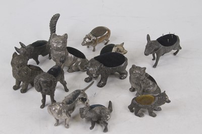 Lot 554 - A collection of assorted novelty pewter and...