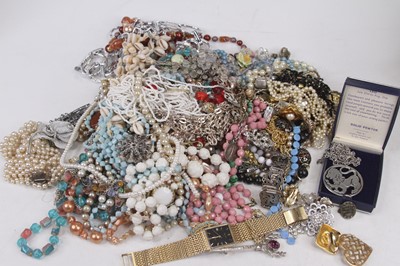 Lot 339 - A large collection of mainly modern and...