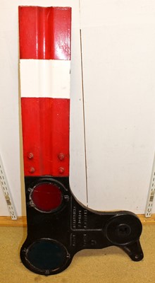 Lot 20 - BR home signal arm  with corrugated signal...