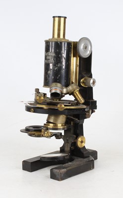 Lot 2 - An early 20th century Karl Zeiss Jena compound...