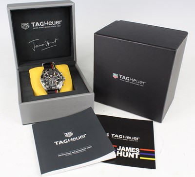 Lot 2265 - A Tag Heuer Formula 1 James Hunt gent's steel...
