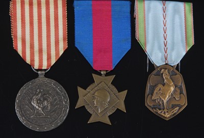 Lot 60 - A French 1943-1944 Italian Campaign medal...
