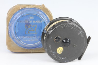 Lot 438 - A Hardy The Viscount 150 4" centre pin fly...