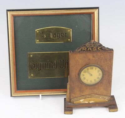 Lot 321 - A WW II period mantel clock, the circular dial...
